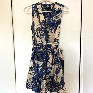 Banana Republic Petite Tiered Mini Wrap Dress in Blue Floral - S petite